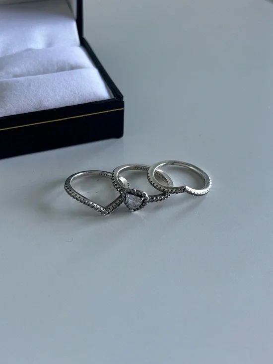 Pandora Silver Heart Trio Stacking Rings - Silver - Picture 1 of 3